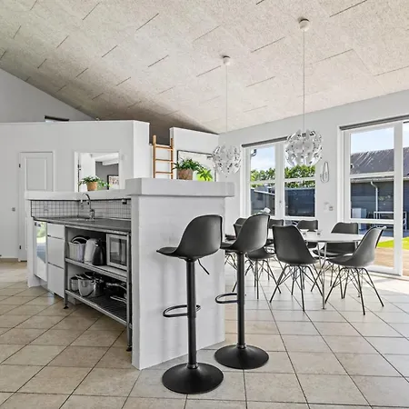 Feriehus Mildred - 400m From The Sea By Interhome Otterup