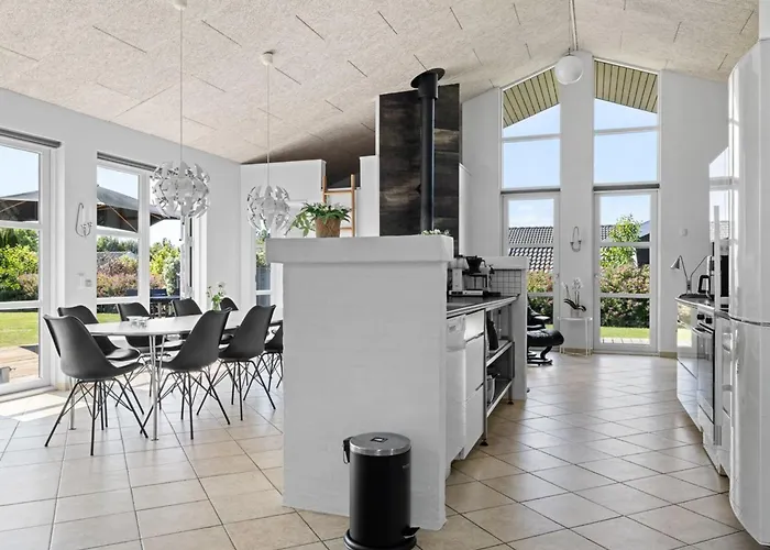 Mildred - 400m From The Sea By Interhome Feriehus